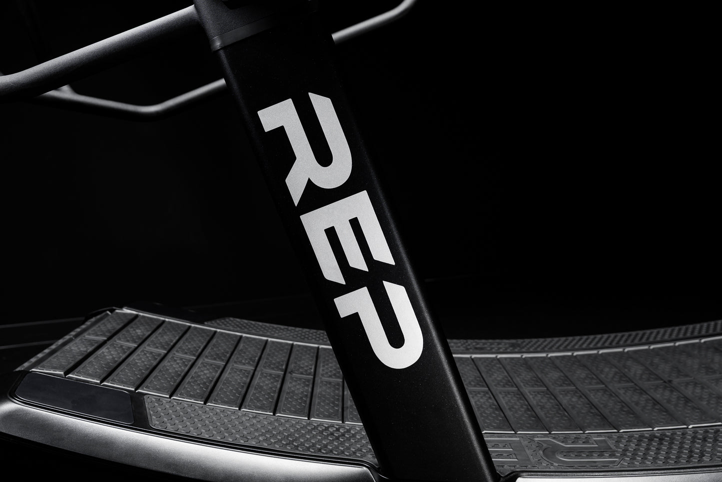 Strive™ Curved Treadmill